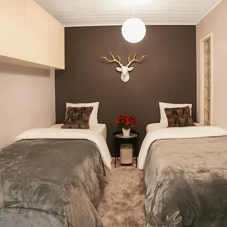 Christmas Wonderland 125squar Meter Great Location *